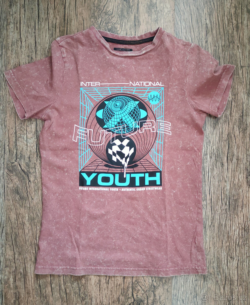 12 triček, vel. 146/152 - 5