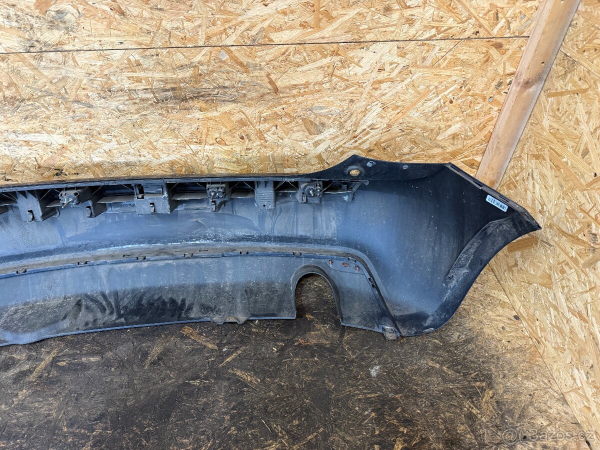 ZADNÍ NÁRAZNÍK AUDI A1 - 5