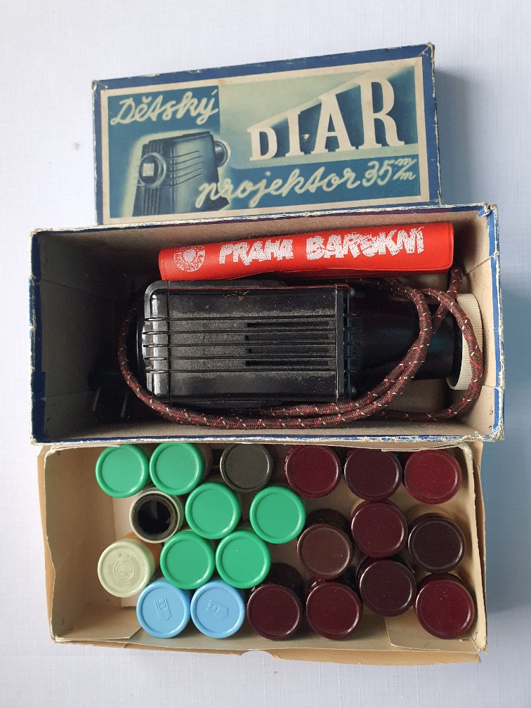 Dětský diaprojektor a příslušenství - 5