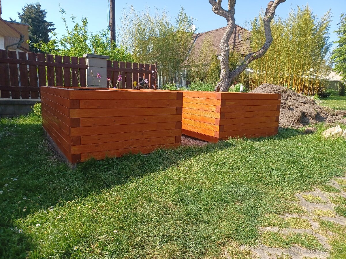 Vyvýšený záhon - poctivý modřínový MASIV - 5