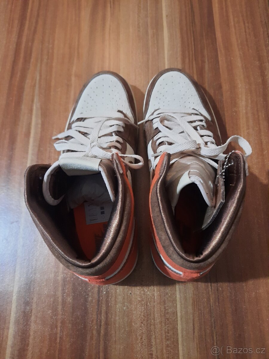 Air Jordan 1 retro hi og sp, v. Eur 45, nové - 5