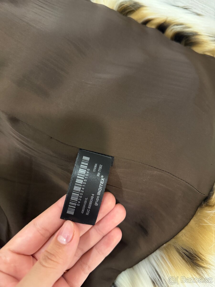 Stylový kožešinový kabát – S/M - 5