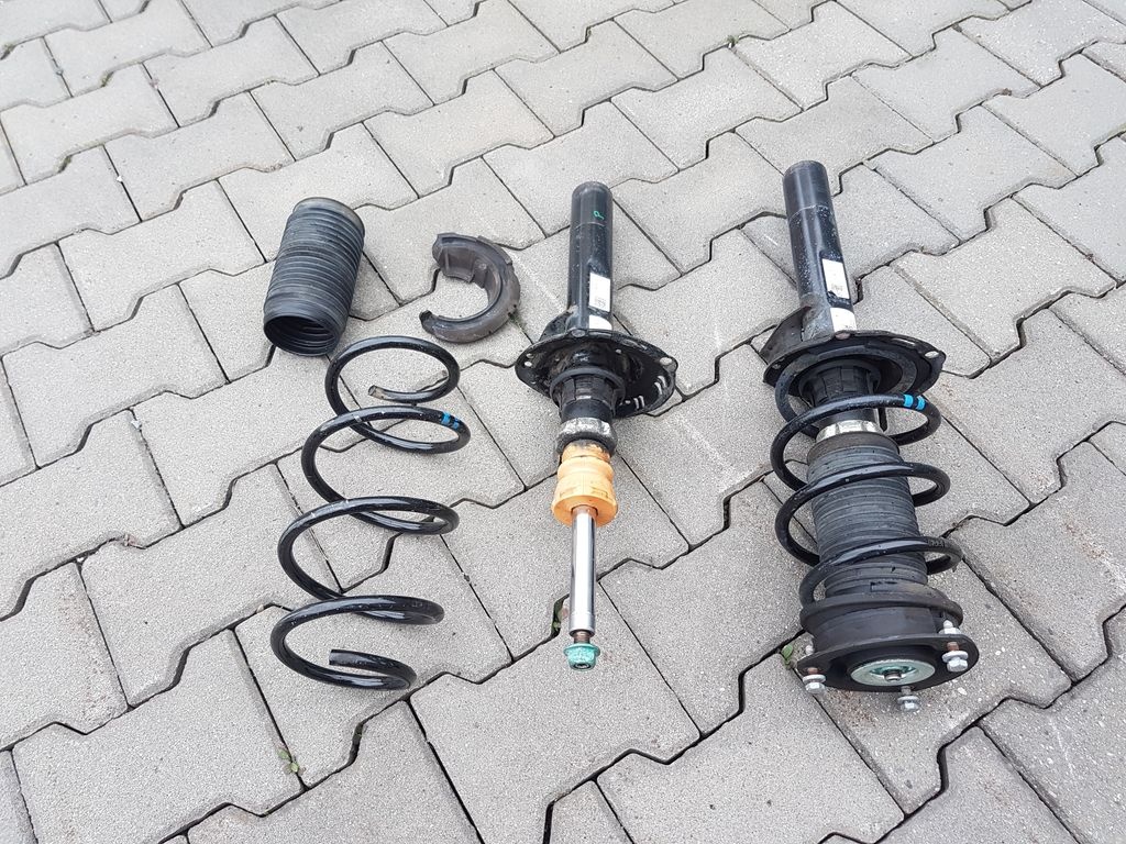 Přední tlumič, pružina Octavia III 5Q0413023GJ - 5