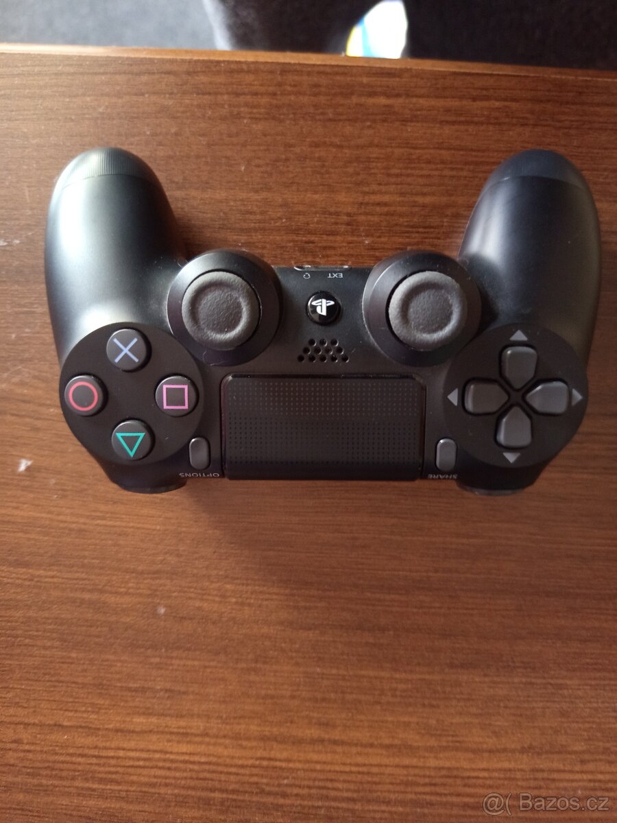 Prodám PS4 Slim 500gb - 5