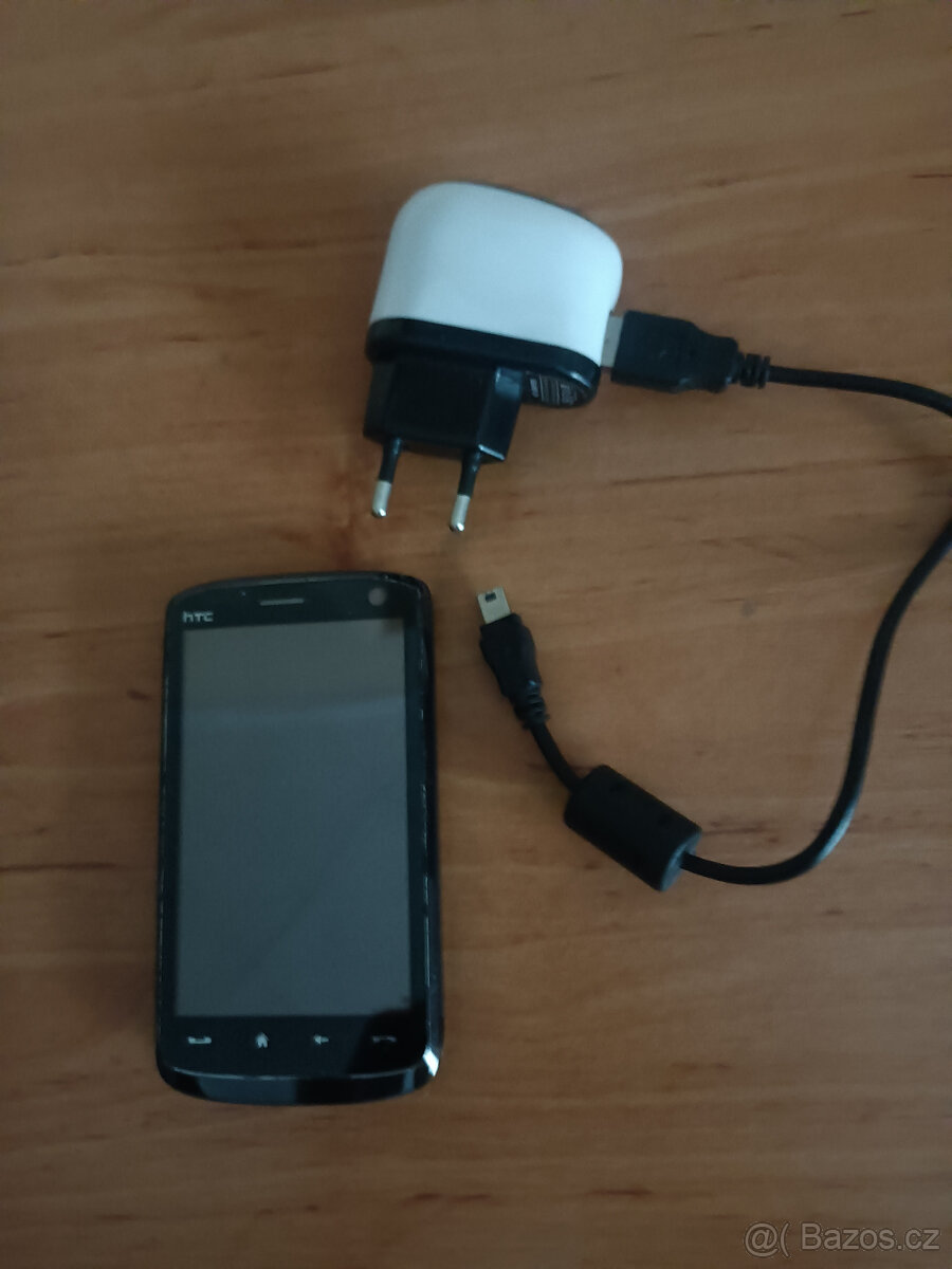 Staré tlačítkové telefony - různé značky - 5