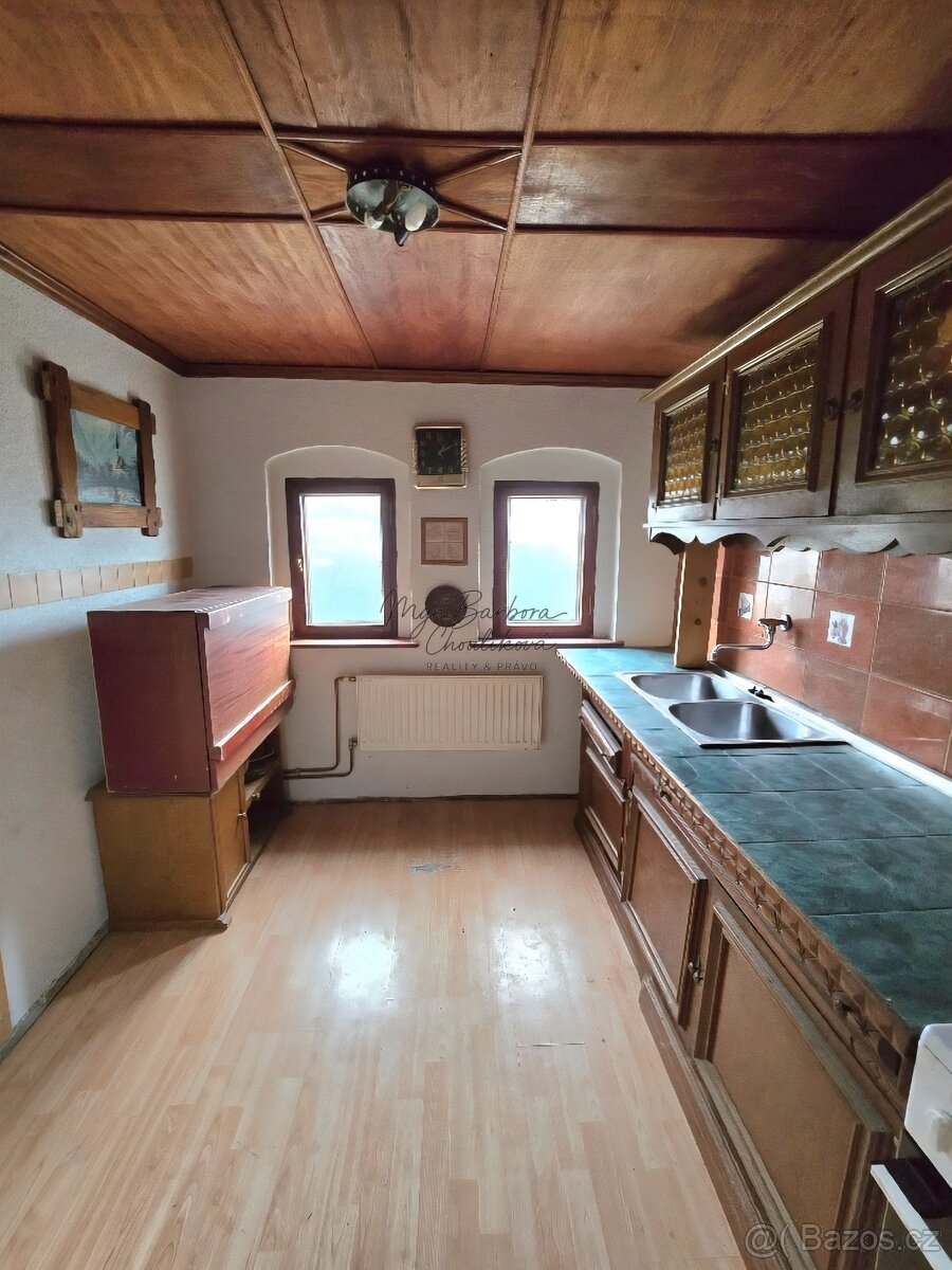 Prodej rodinného domu se stodolou a pozemkem o výměře 1 836 - 5