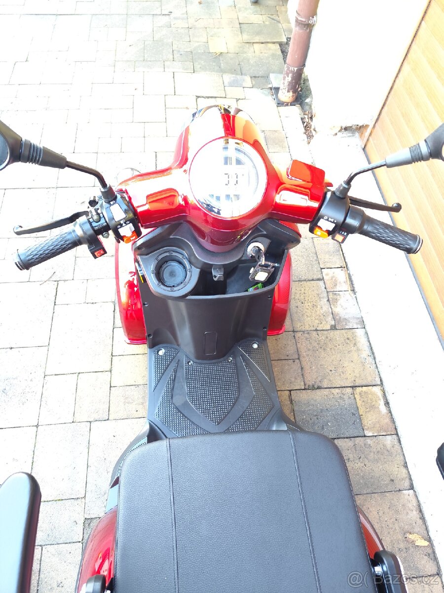 ELEKTRICKA ČTYŘKOLKA SELVO 41000 1000W - 5