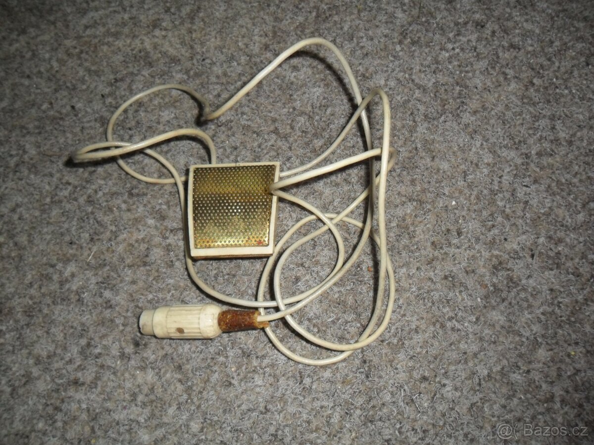 ladičky, mikrofon, kalafuny, struny, taška na LP - 5