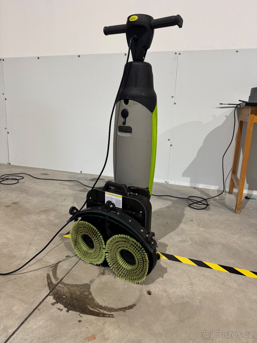 Podlahový mycí stroj 42 cm - 5