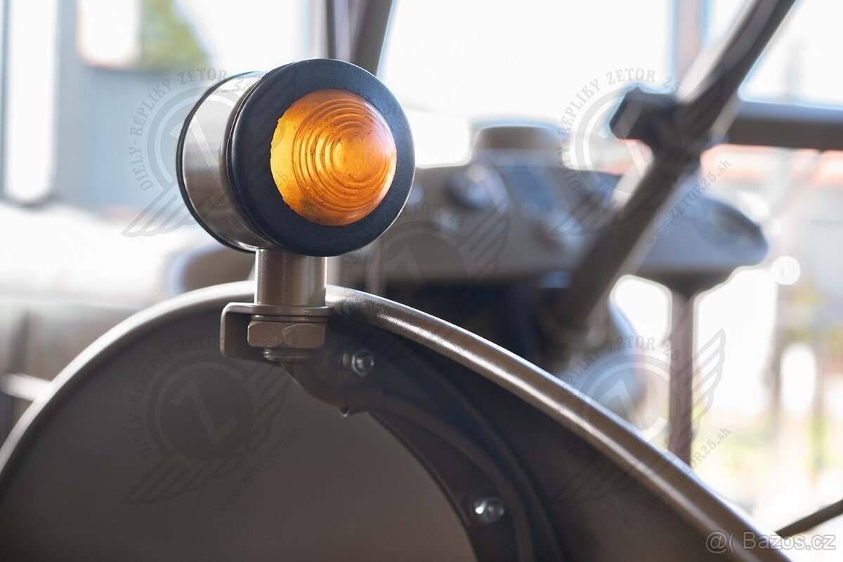 Prodám náhradní díly na traktor Zetor Z25 - 5