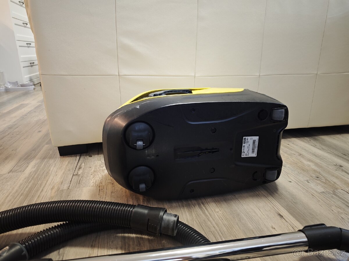 Vysavač karcher - 5