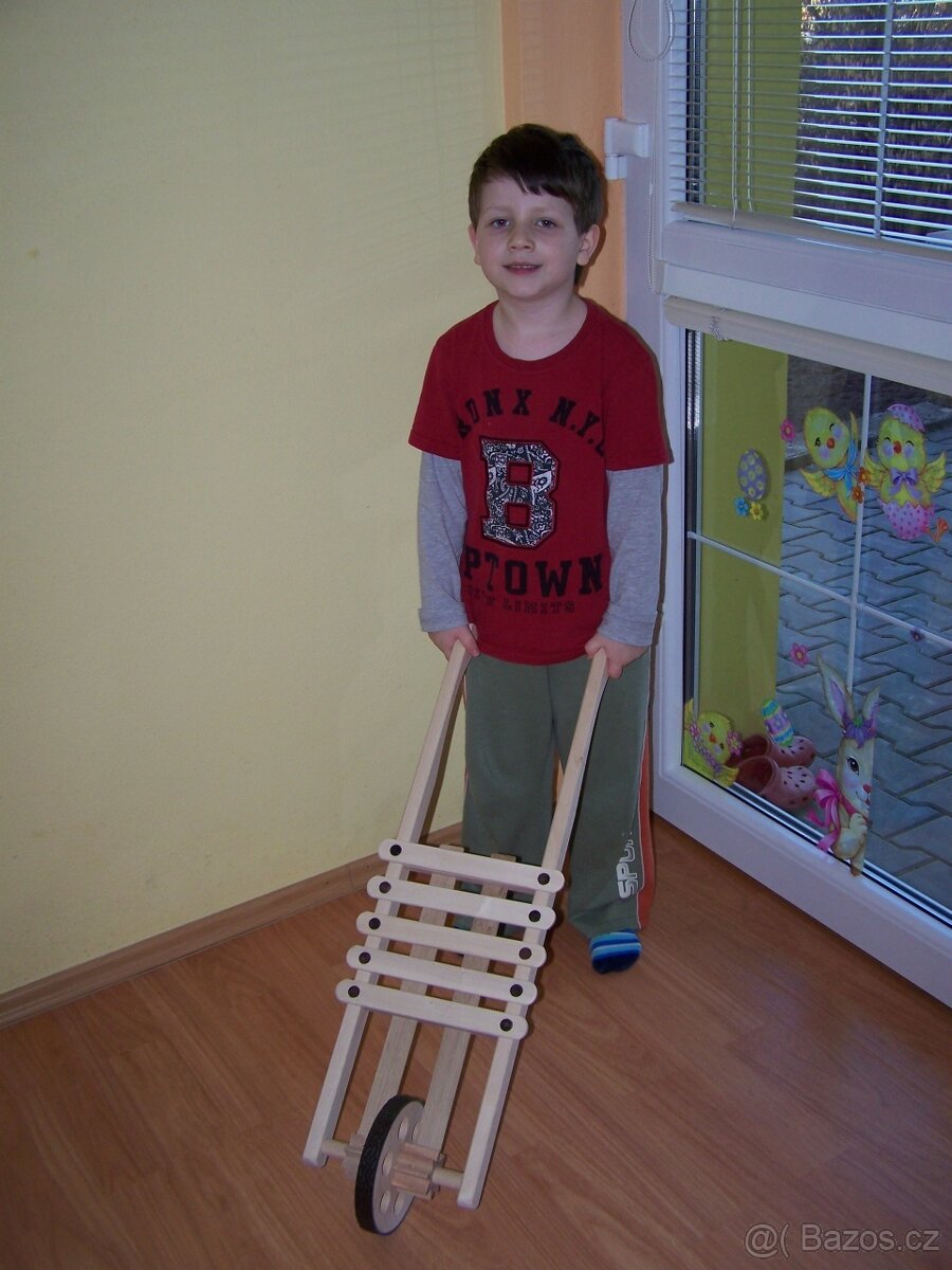 Velikonoční hrkací trakař - 5