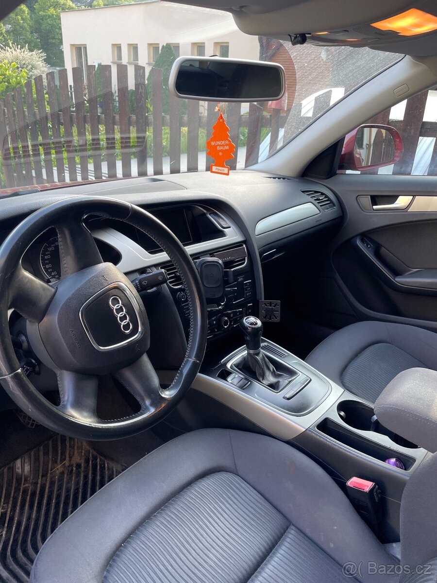 Audi A4 2.0 TDI 105 kW, r. v. 2009 - 5