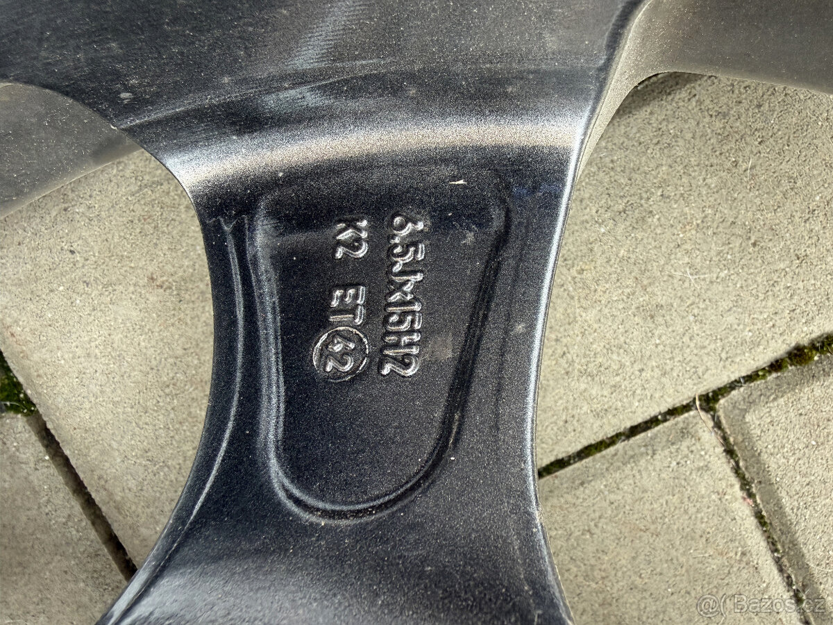 ALU kola 15" komplet - 5