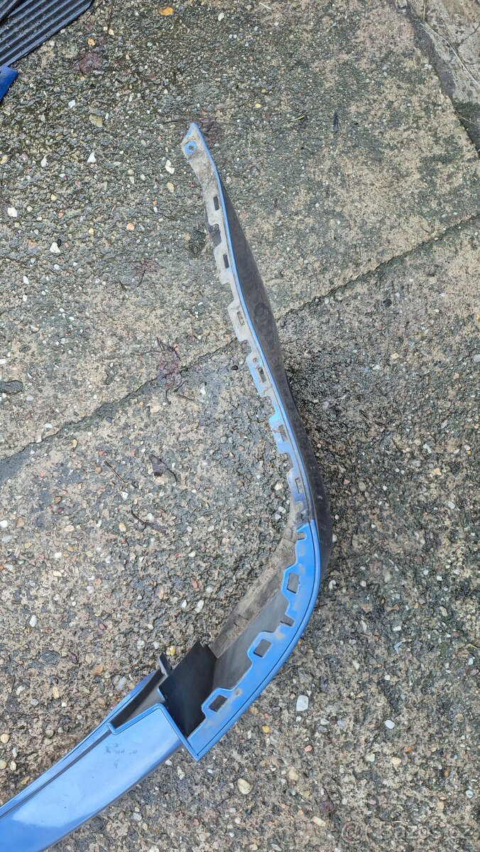 VW Touran 2010-2015 zadní náraznik - 5