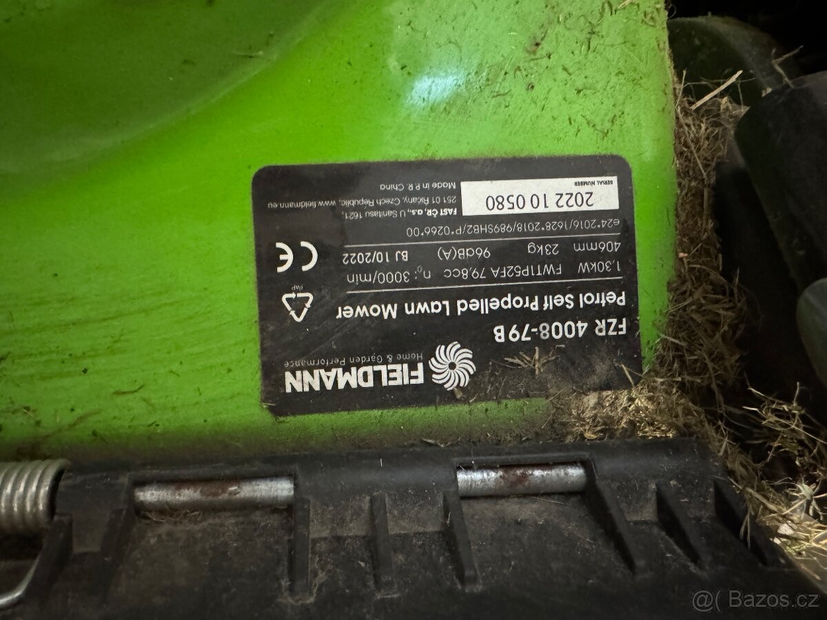 Benzinova sekačka s pojezdem - 5