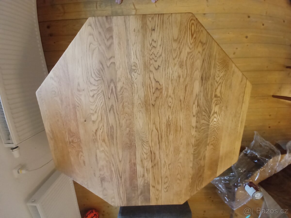 Dubový masivní jídelní stůl - 5