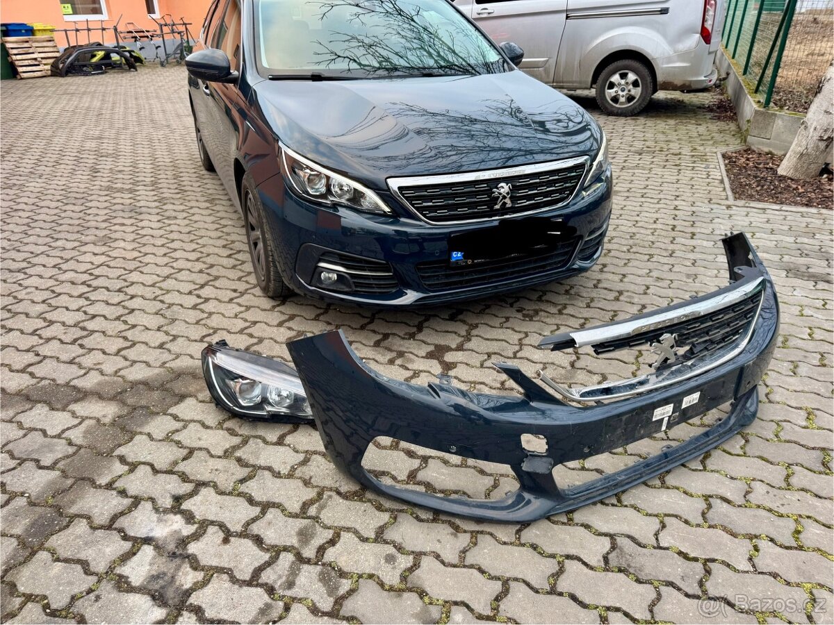 Peugeot 308 - 5