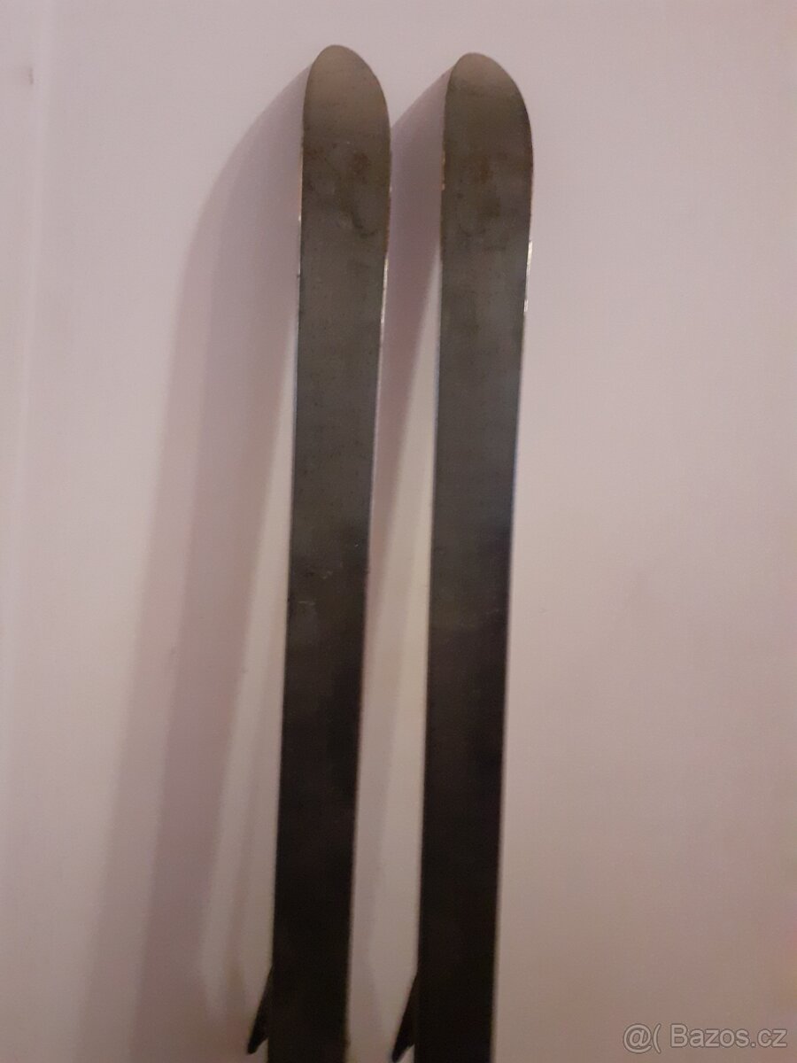 Retro  hokejky ,lyže  Fischer  blizzard, běžky - 5