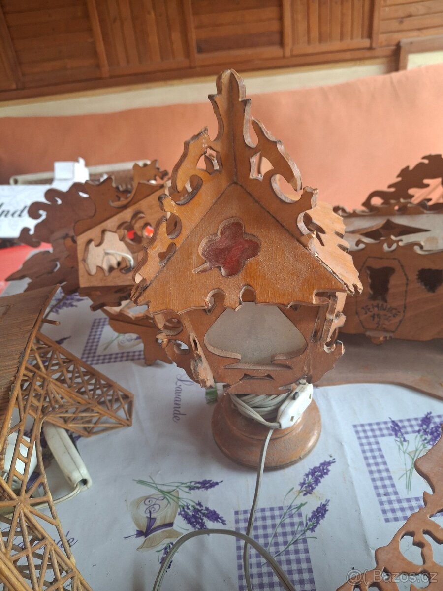 Retro dřevěné hodiny, lampy atd. - 5