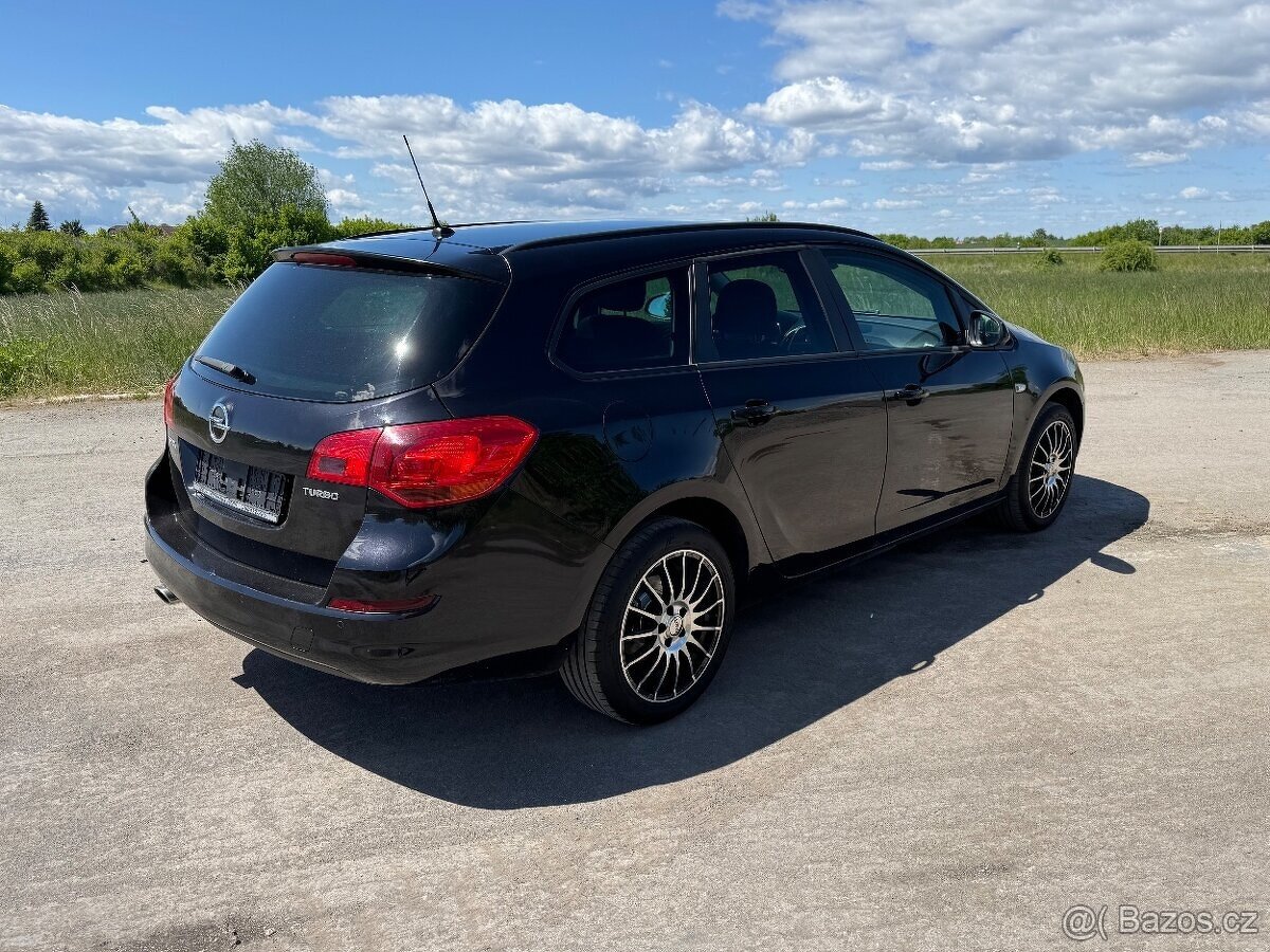 Opel Astra Combi 1.4T 103kw, 1.Majitel, SERVISOVANÝ, STK - 5