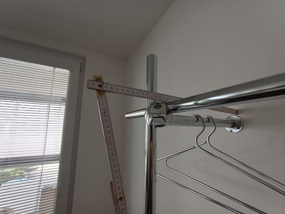 Věšák (praktický, variabilní) - 5