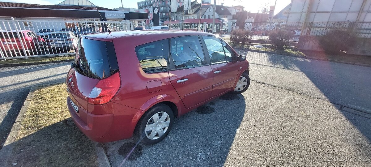 Renault Granscenic II - 5