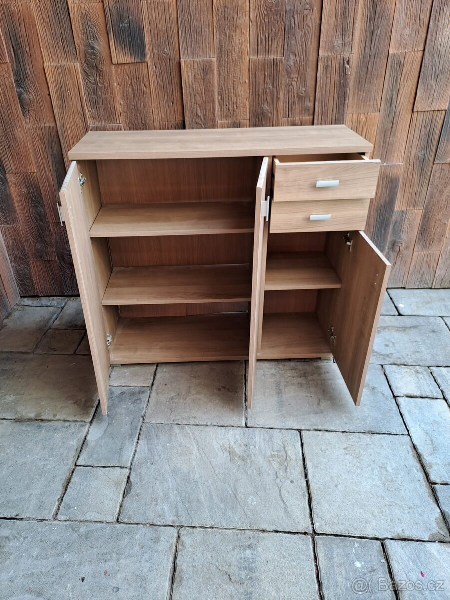 kancelářský nábytek - 5
