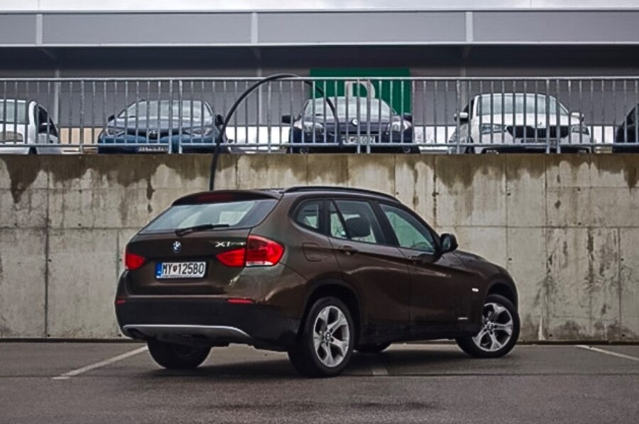 BMW X1 r.2010 , 110kw 4x4 - 5