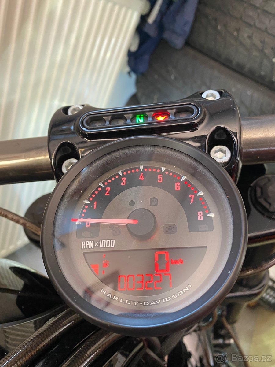 Harley-Davidson FXSE Softail Breakout CVO - 5