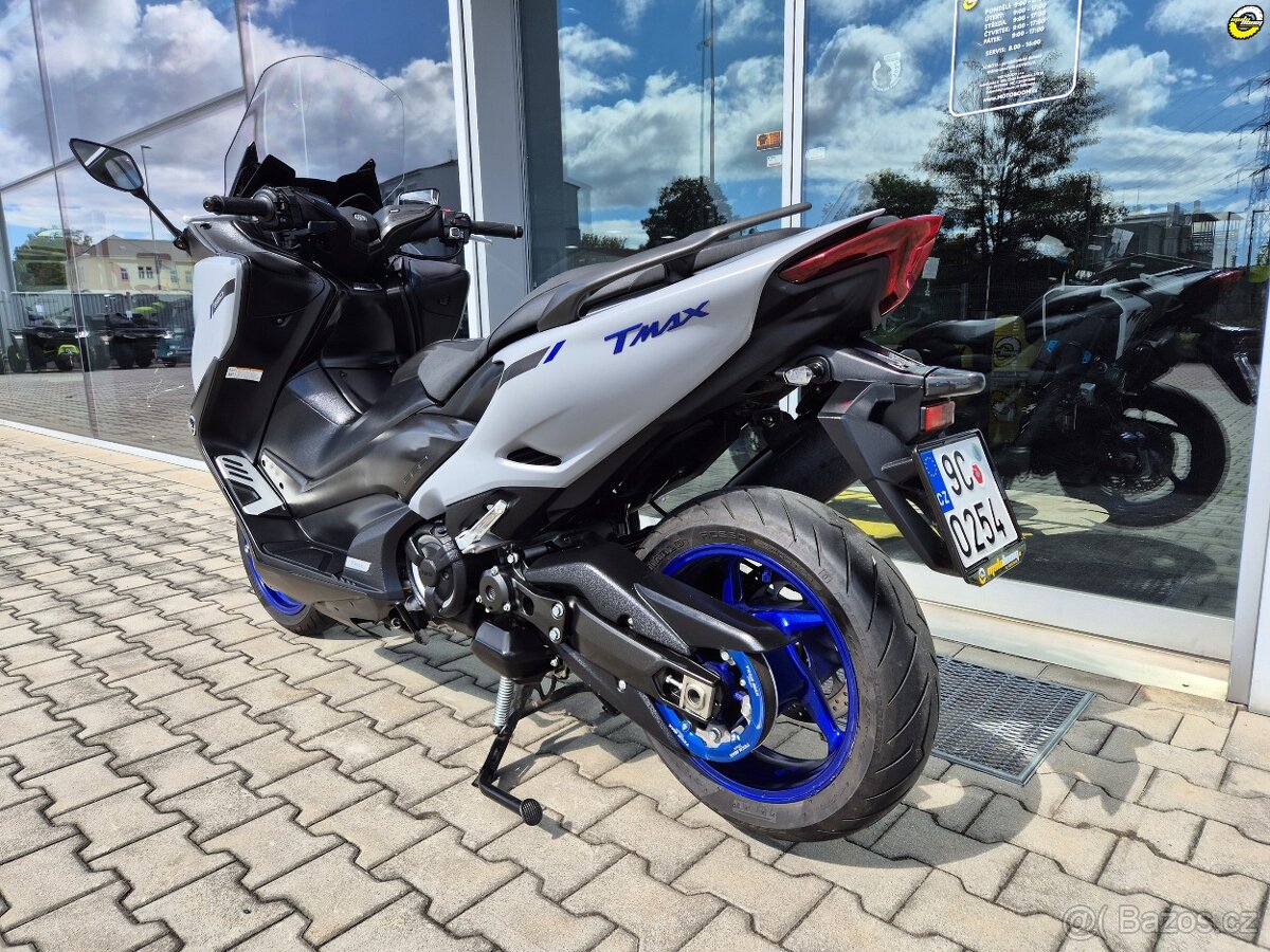 Yamaha T-Max 560 - 5