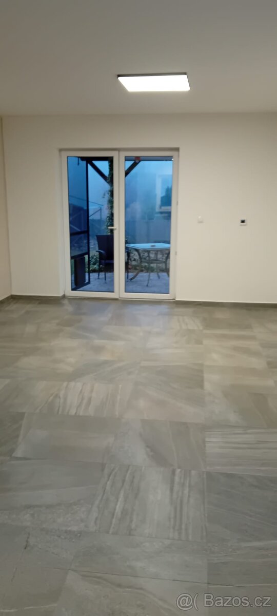 Byt 4kk 85m2 v přízemním dvojdomku (Nová Ves-Praha východ) - 5