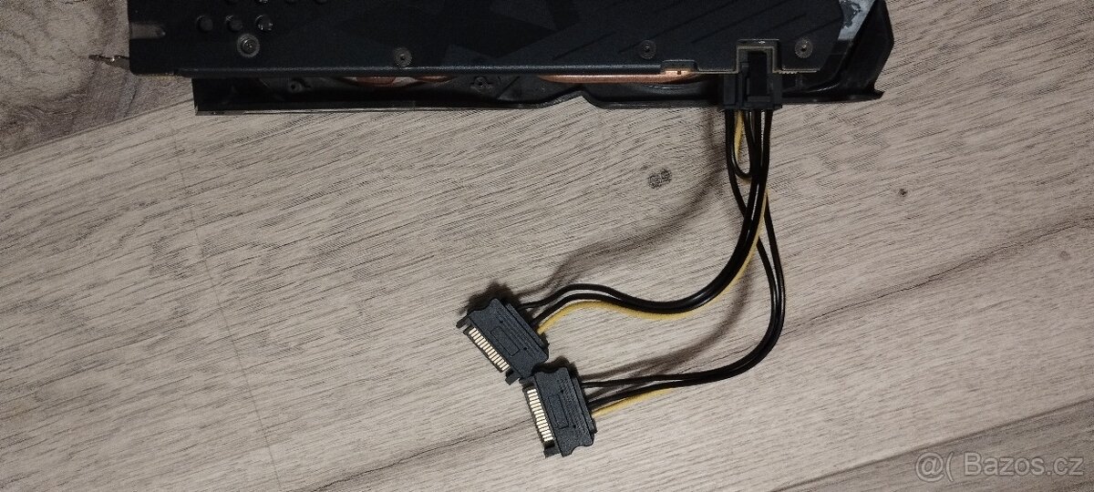 Grafická karta RX 570 8GB-XFX - 5