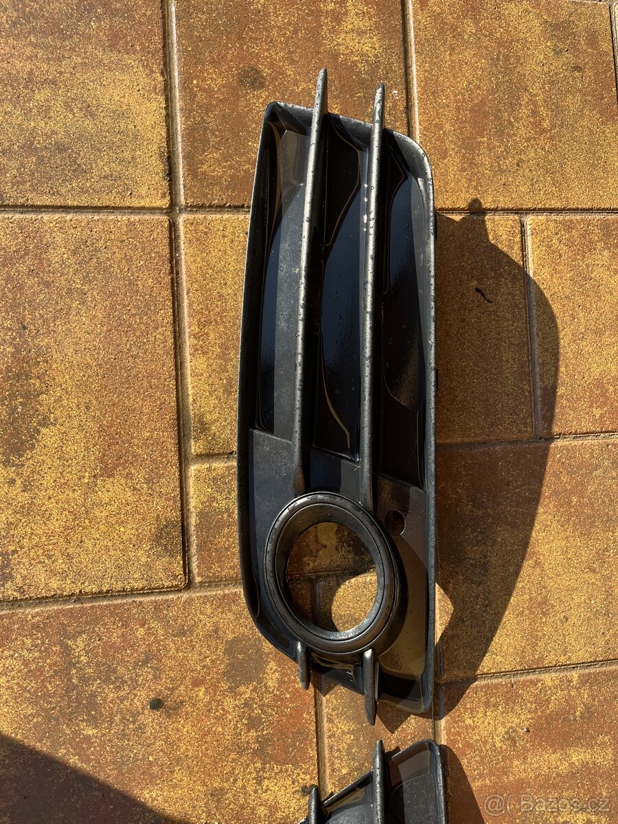 Mřížky nárazníku Audi A4/S4 + mlhovka - 5