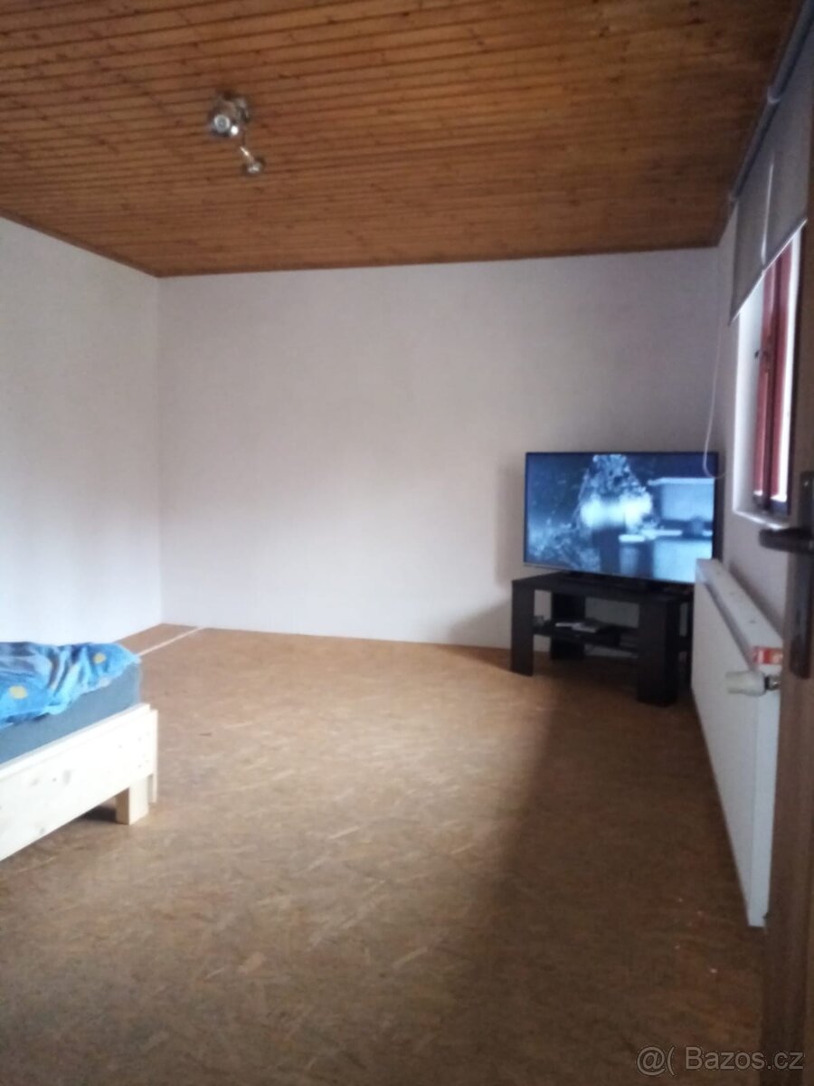 Rodinný dům na prodej - 5