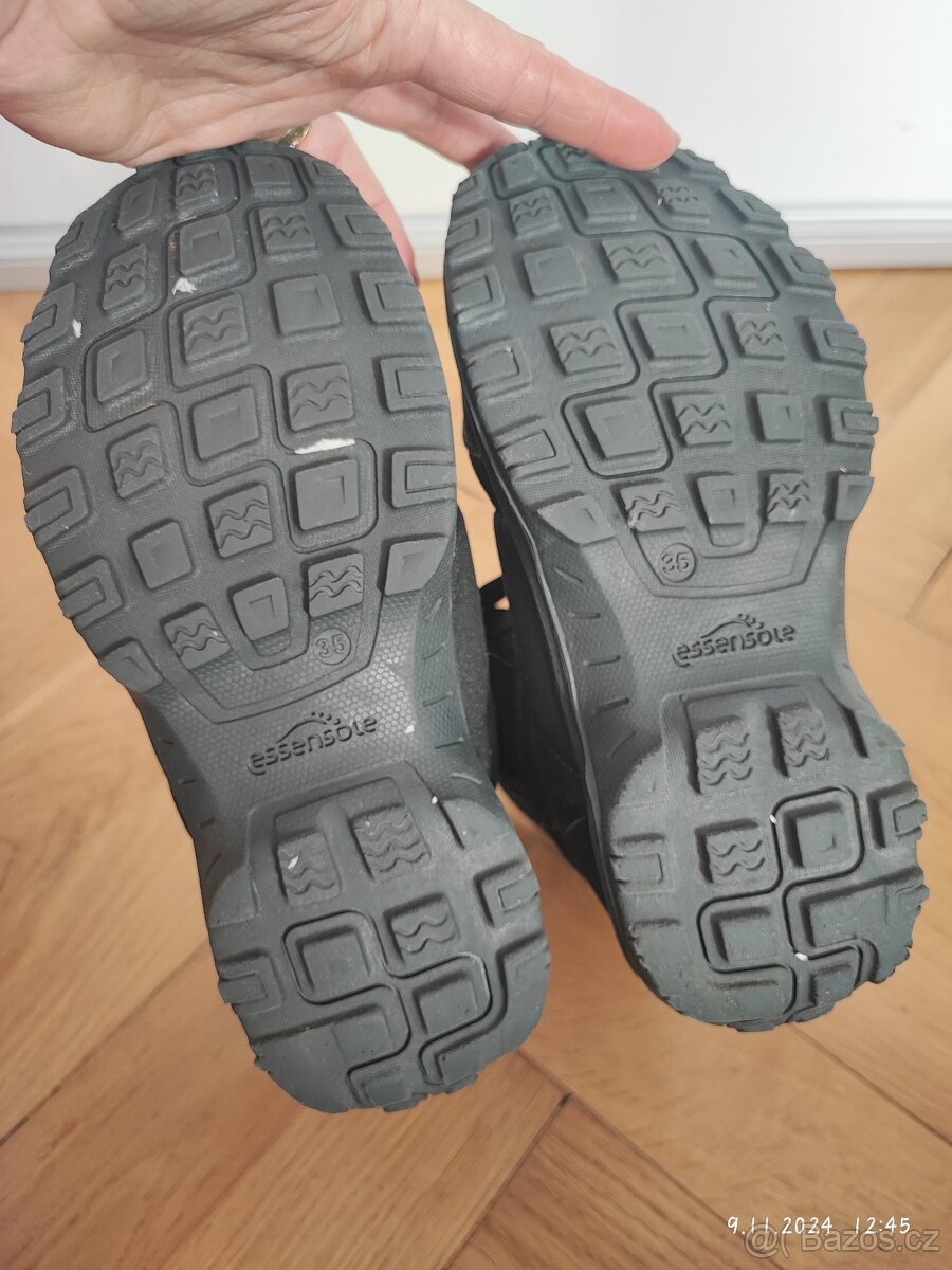 Zimní boty QUECHUA 35 - 5