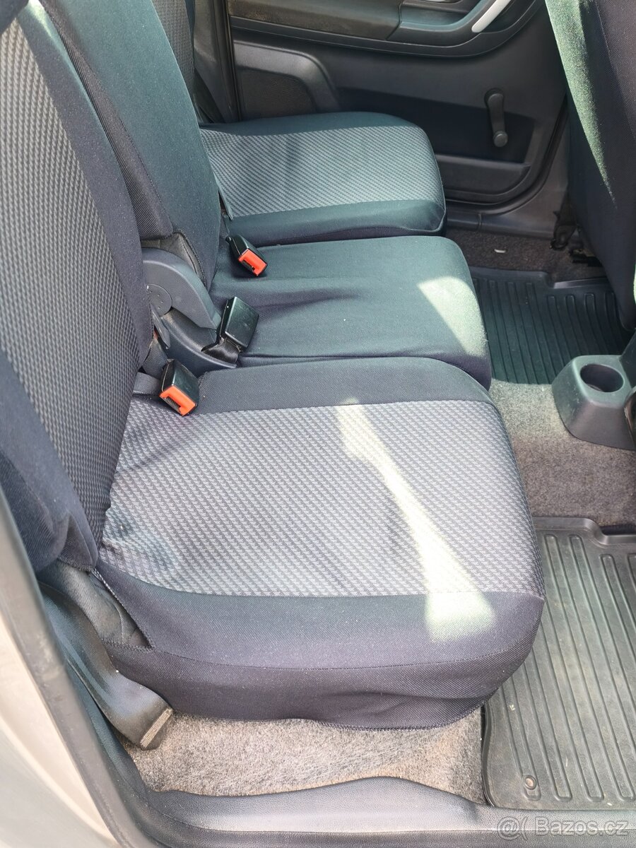 Škoda Roomster 1.4 16 V - 5