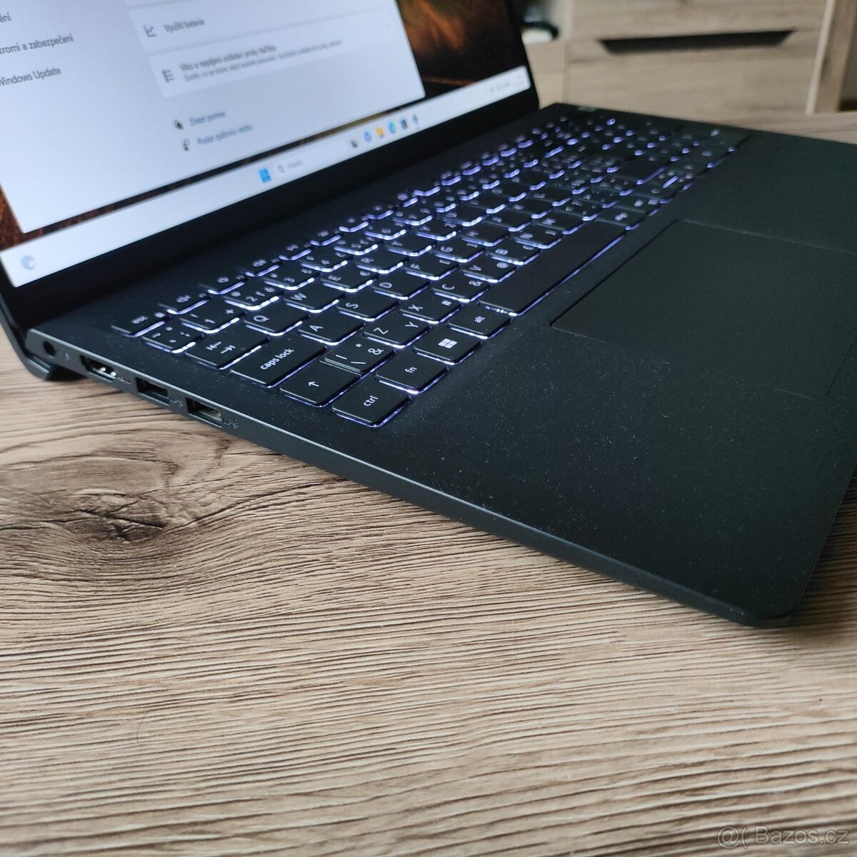 Dell Vostro 3520-15.6"IPS FHD/ Intel i5 12th/ 16GB RAM/512G - 5