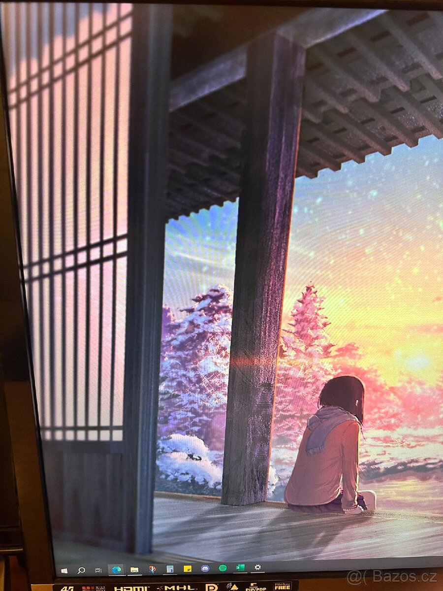 AOC U3277FWQ - 31,5" 4K monitor - novy s krabici - 5