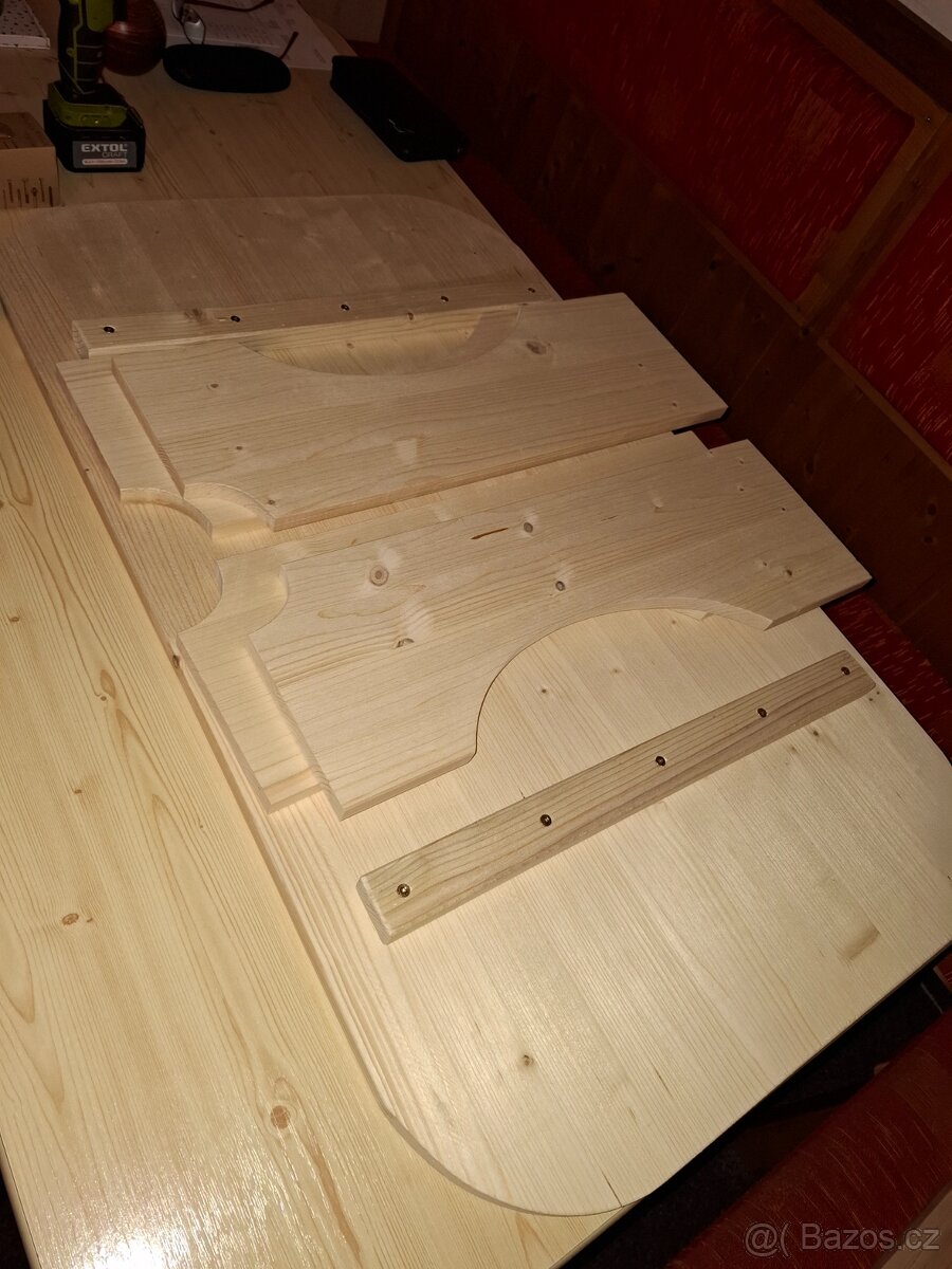 Prodám konferenční stolek - 5