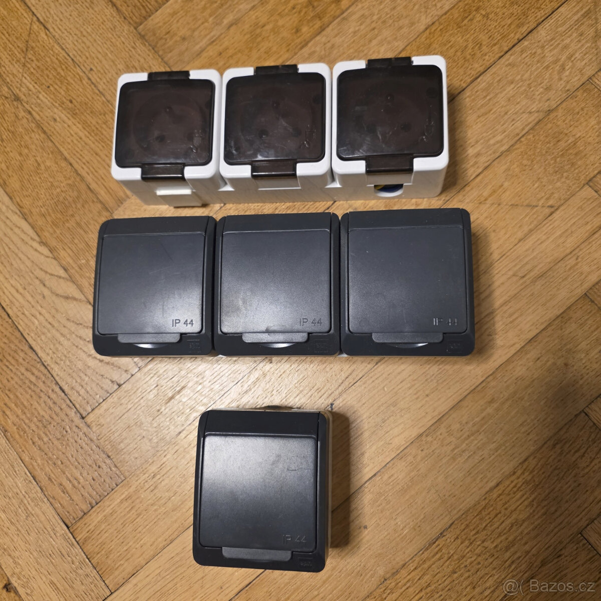 Komponenty pro elektr. kompletaci v RD (2. část fotek) - 5