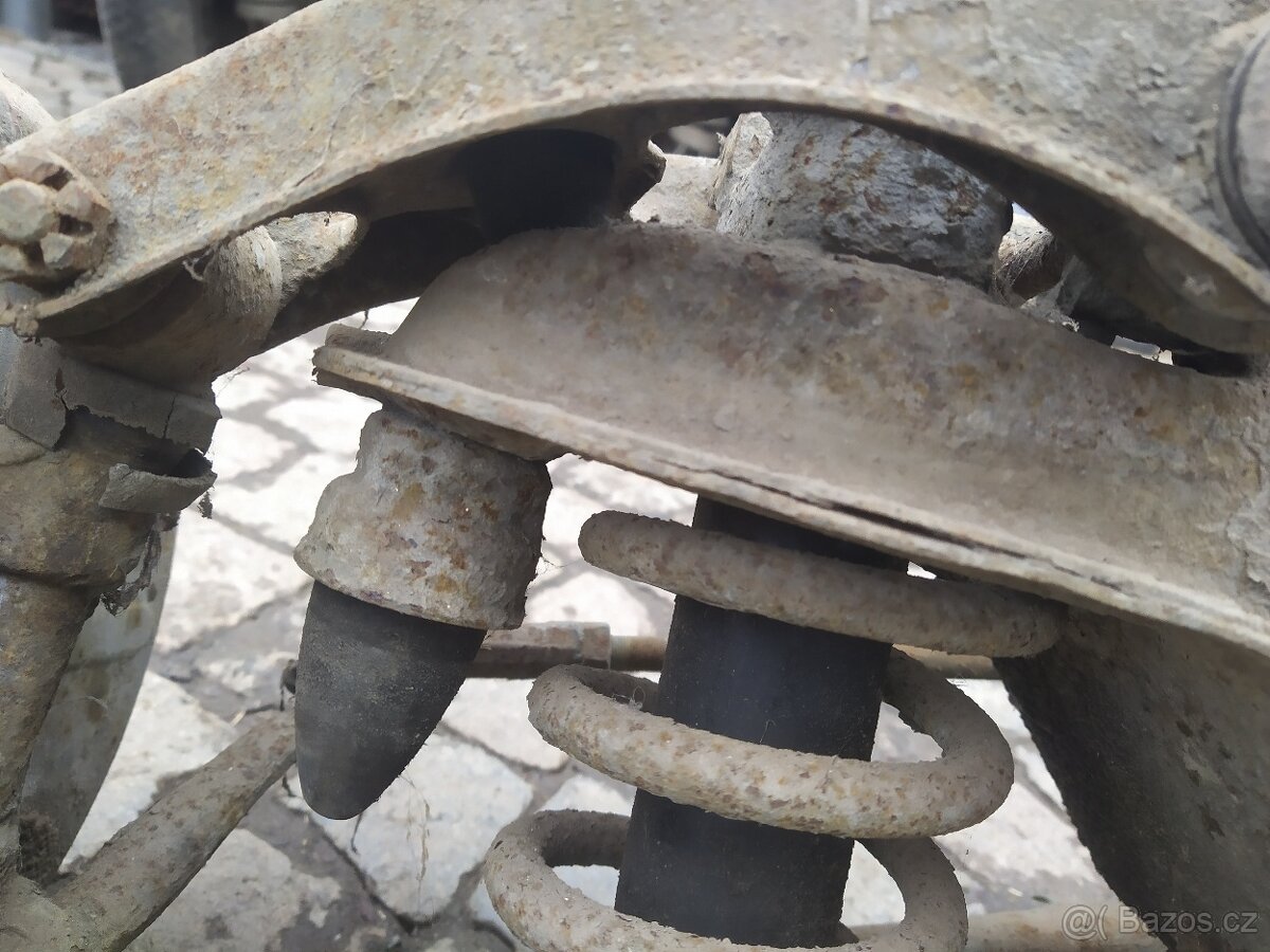 Přední náprava Škoda 100/110 - 5