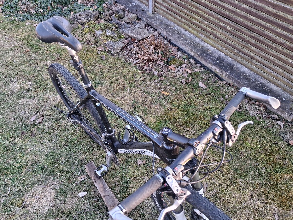 PRODÁM Author Revolt 26 - 5