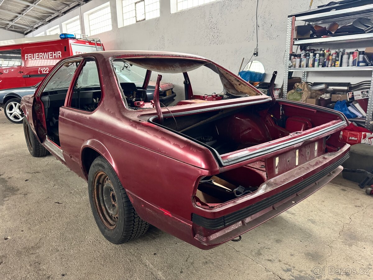 BMW 635 CSi - karoserie - 5