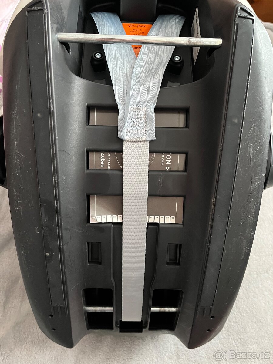 Autosedačka Cybex Aton 5 + základna - 5