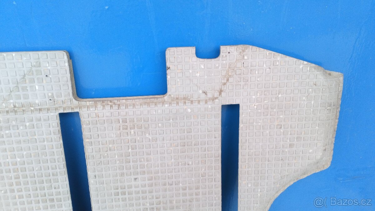 Podlaha Multivan T4 - 5