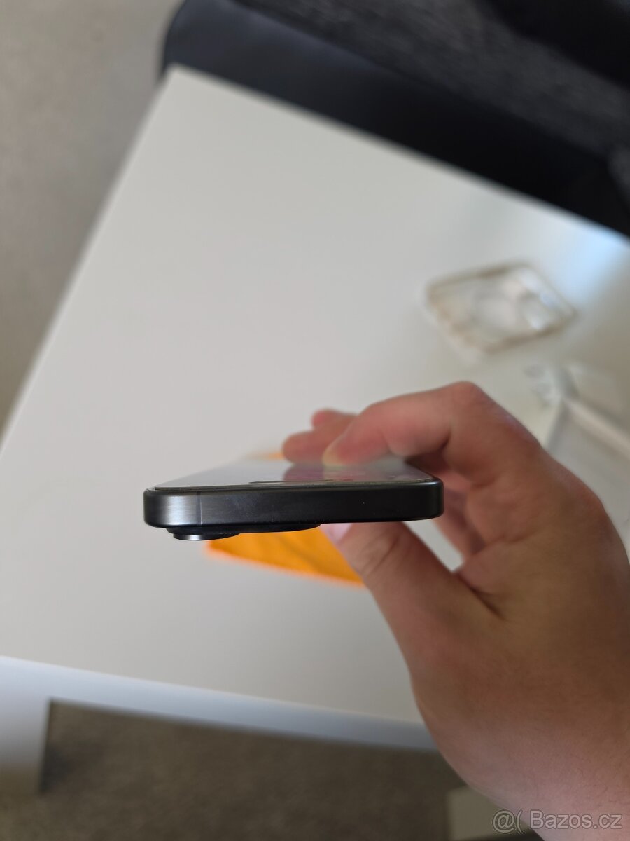 Apple Iphone 15 Pro - 5