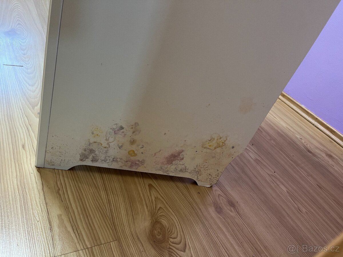 Dětský set dvou bílých, okrasných skříní - 5