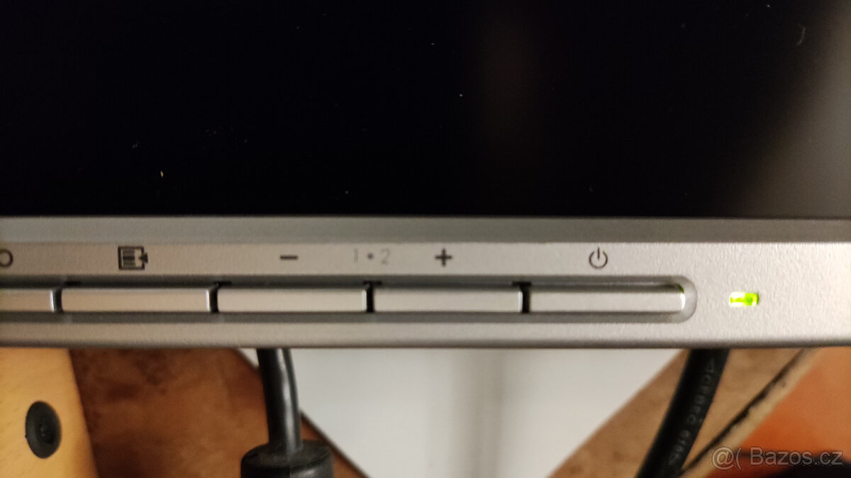 19“ displej HP L1955 – potřeba opravit - 5