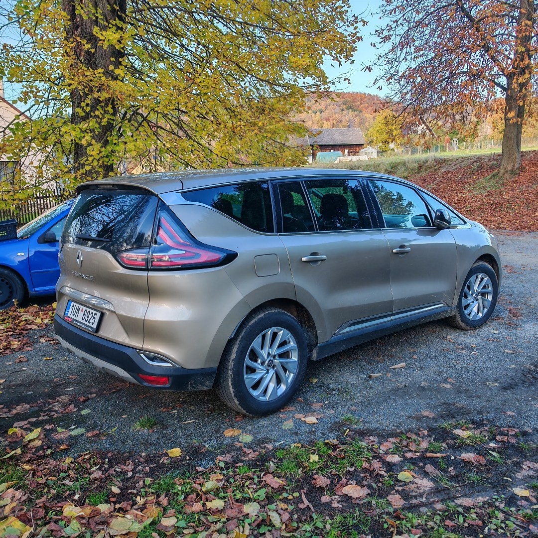 Renault ESPACE V najeto 106 094km - 5
